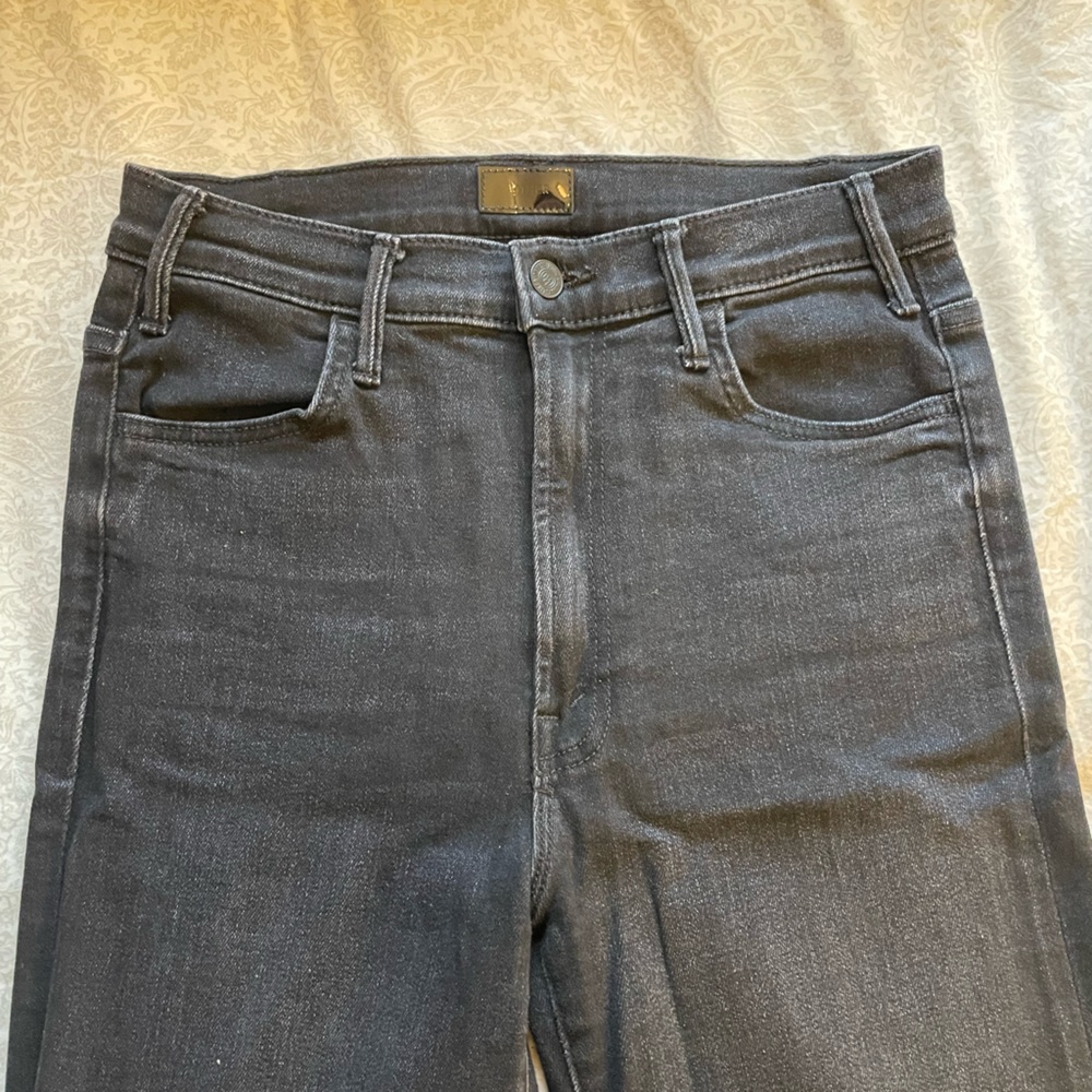 NWOT MOTHER The hustler ankle fray jeans